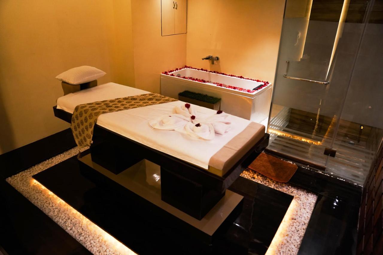 Hotel Roopa Maisur Dış mekan fotoğraf