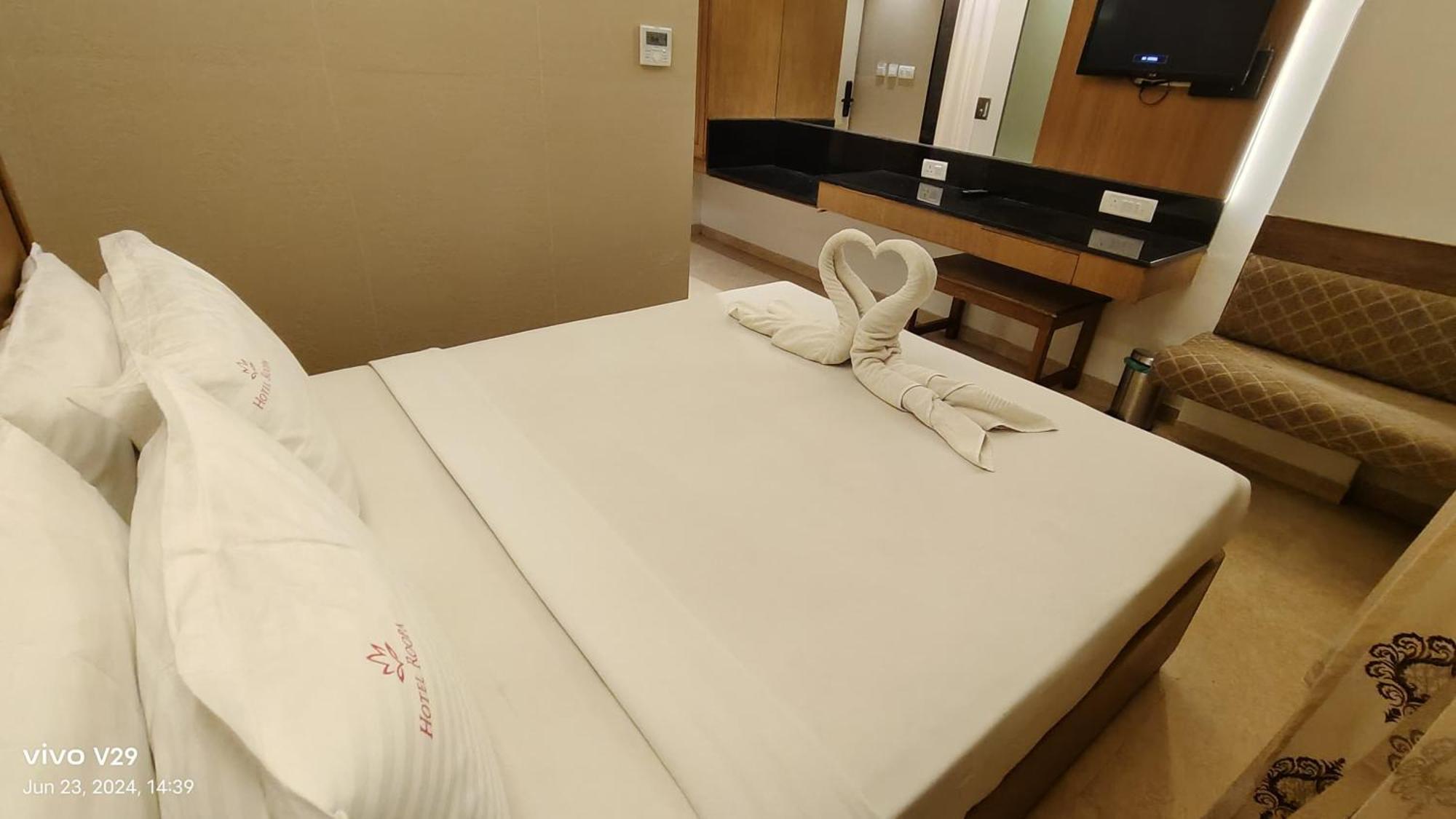 Hotel Roopa Maisur Dış mekan fotoğraf